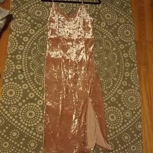 Mauve Crushed Velvet Midi Dress
